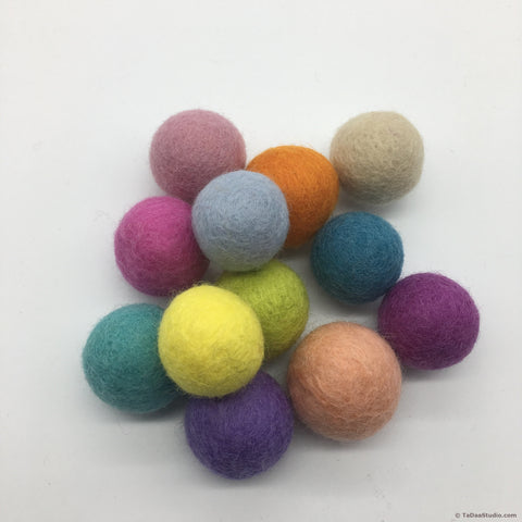 2.5cm Wholesale Glitter Felt Balls [20 Colors] - Felt & Yarn